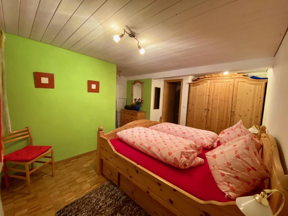 Chasa Bazzi Scuol Exterior foto