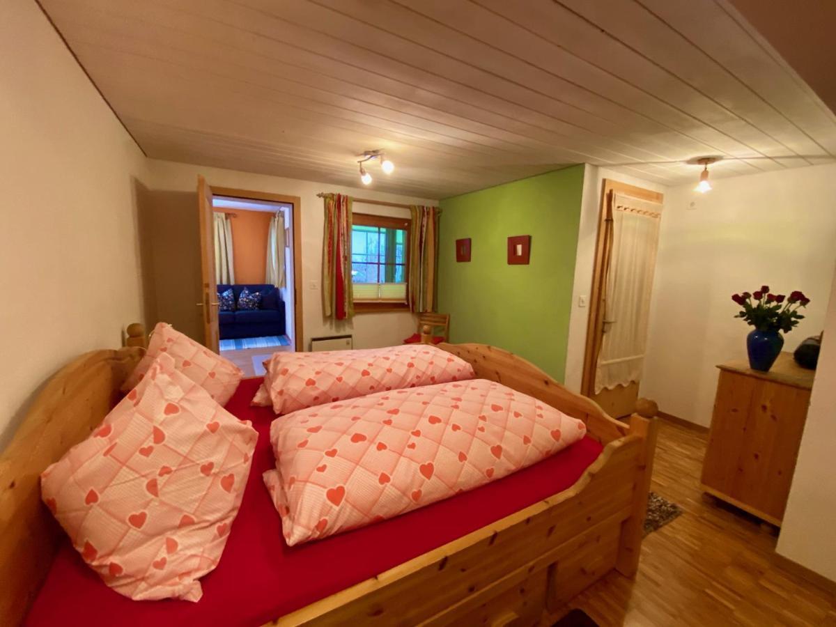 Chasa Bazzi Scuol Exterior foto